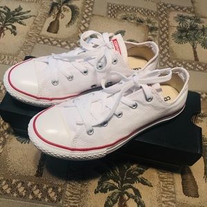 White Converses  Size US 3